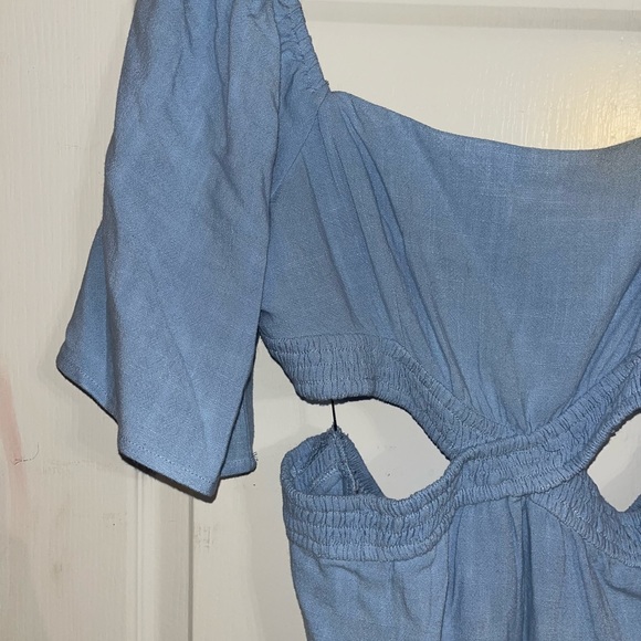 Forever 21 Cut Out Fit and Flare Linen Blend Dress Light Blue NWT — Large - Picture 4 of 8
